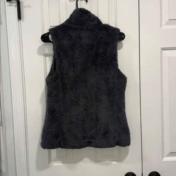 Patagonia Charcoal Fleece Vest - Picture 4 of 4